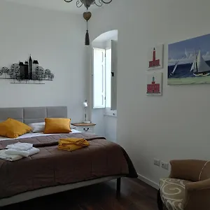 Pensión Maisonvanilla, Cagliari