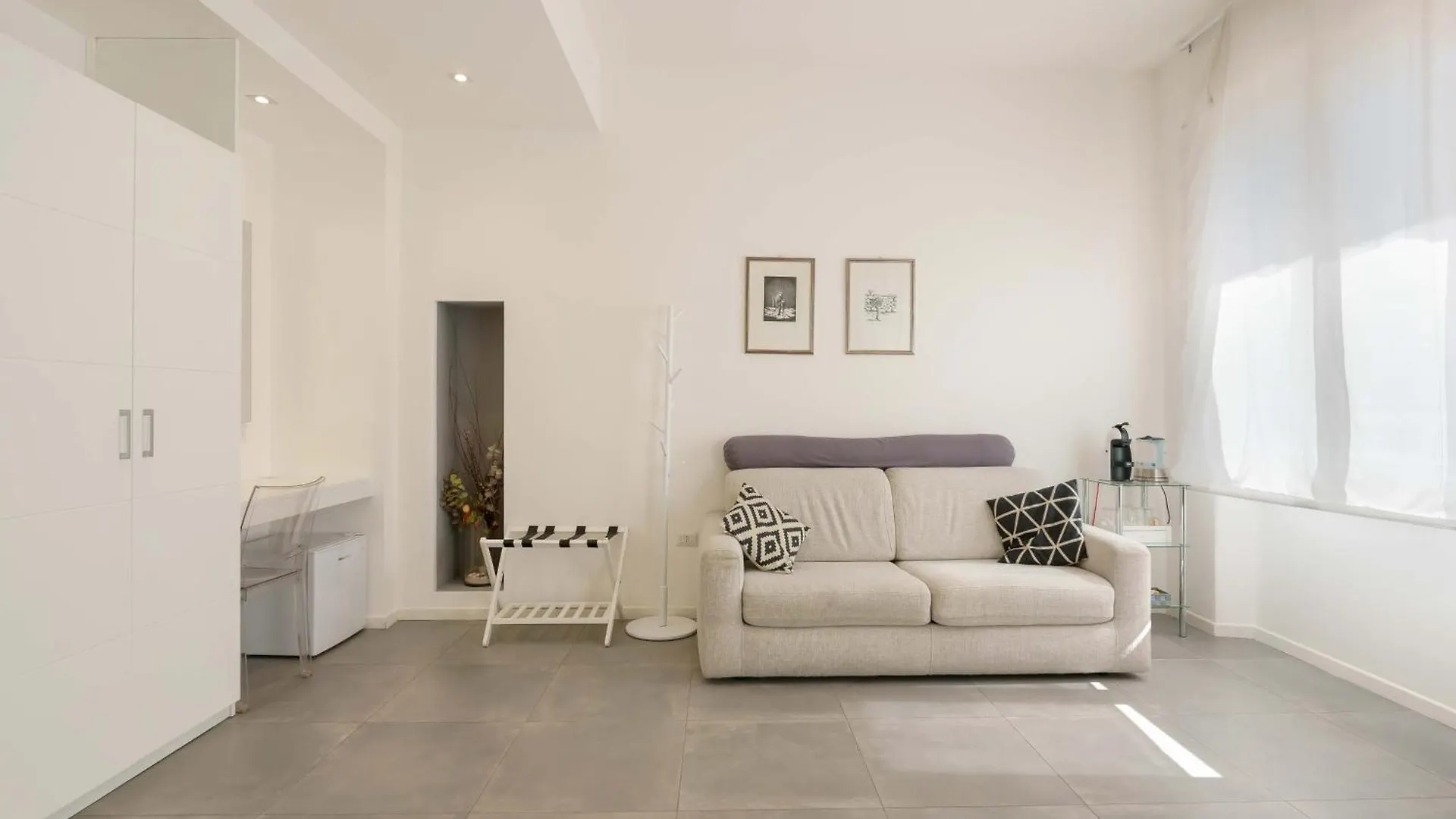 Suite Nel Largo Cagliari Guest house