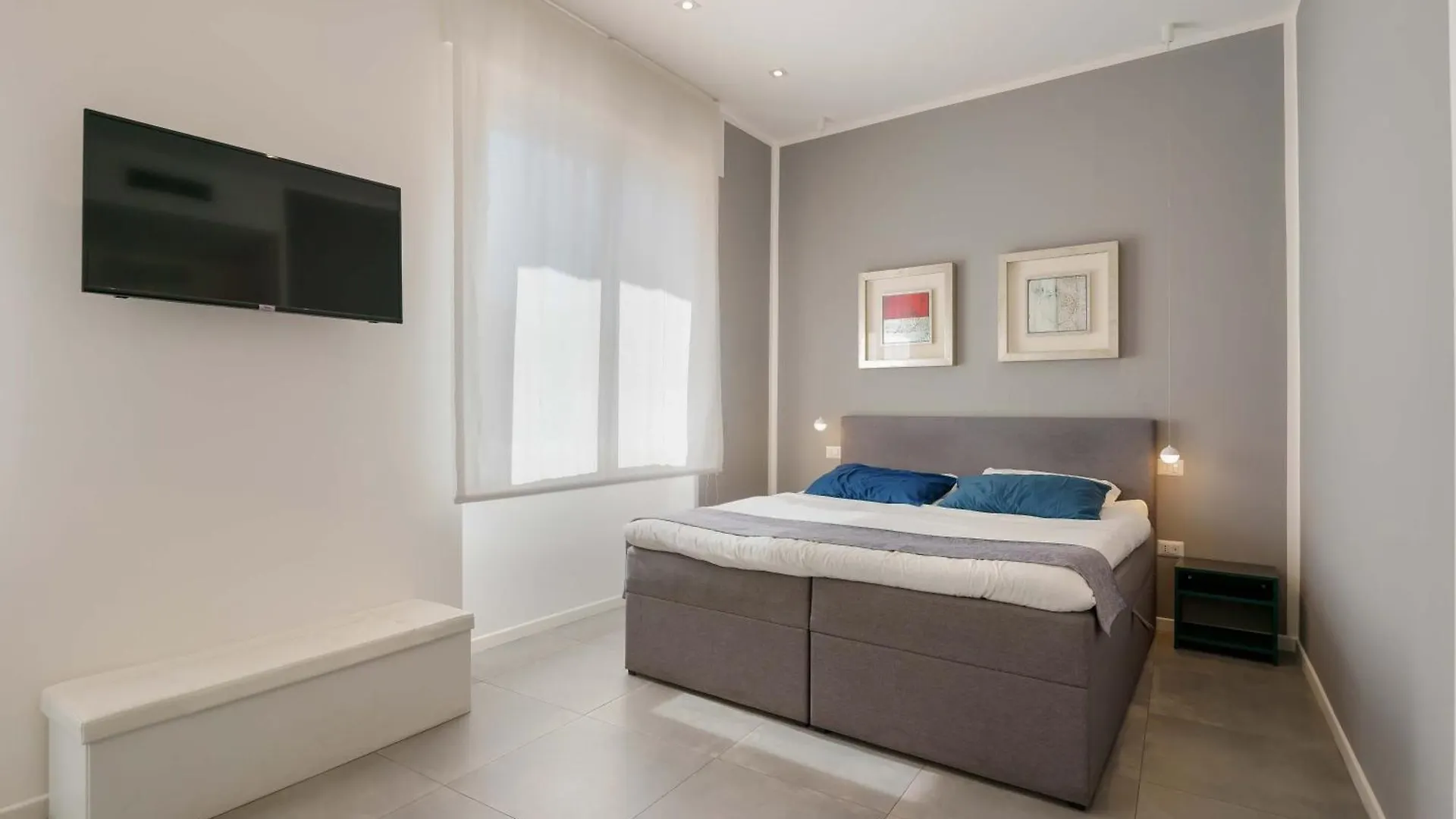 Suite Nel Largo Cagliari 0*,  Italia