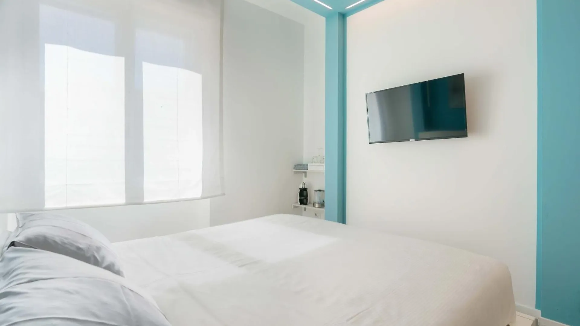 Suite Nel Largo Cagliari 0*,