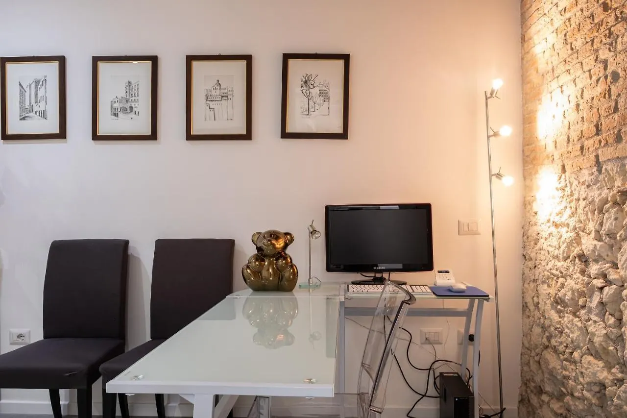 Suite Nel Largo Cagliari Pensión